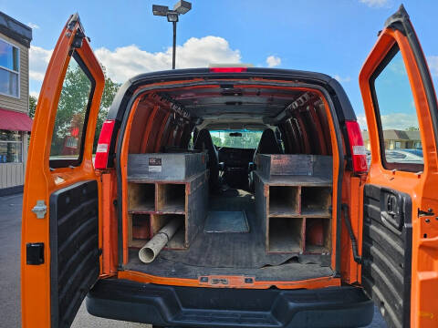 2017 Chevrolet Express 2500