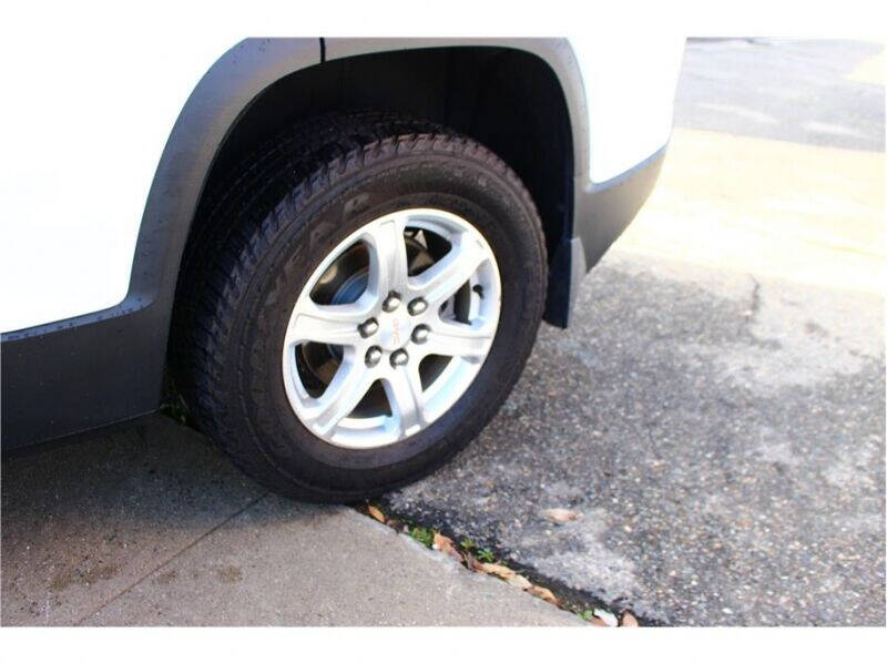 2017 GMC Acadia SLE-1