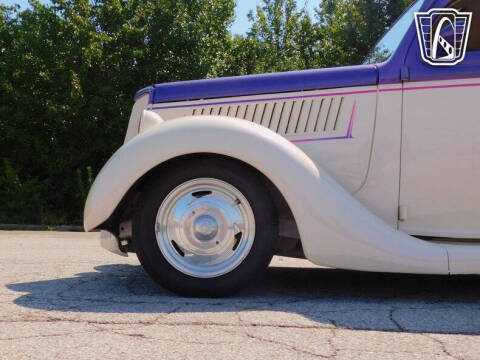 1935 Ford Tudor