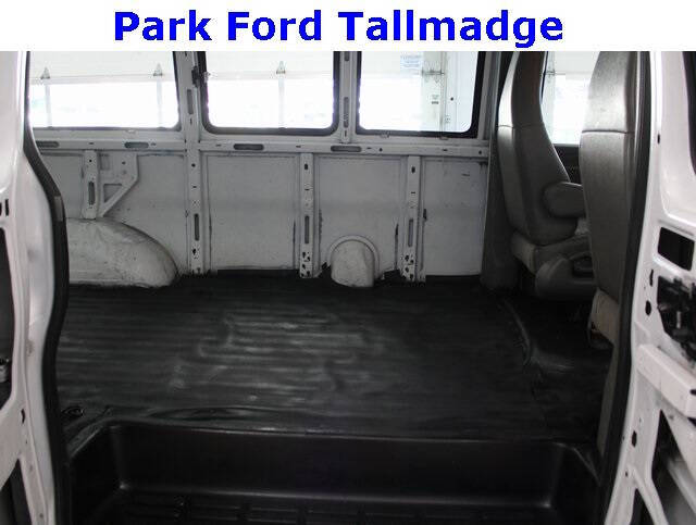 2016 Chevrolet Express 2500