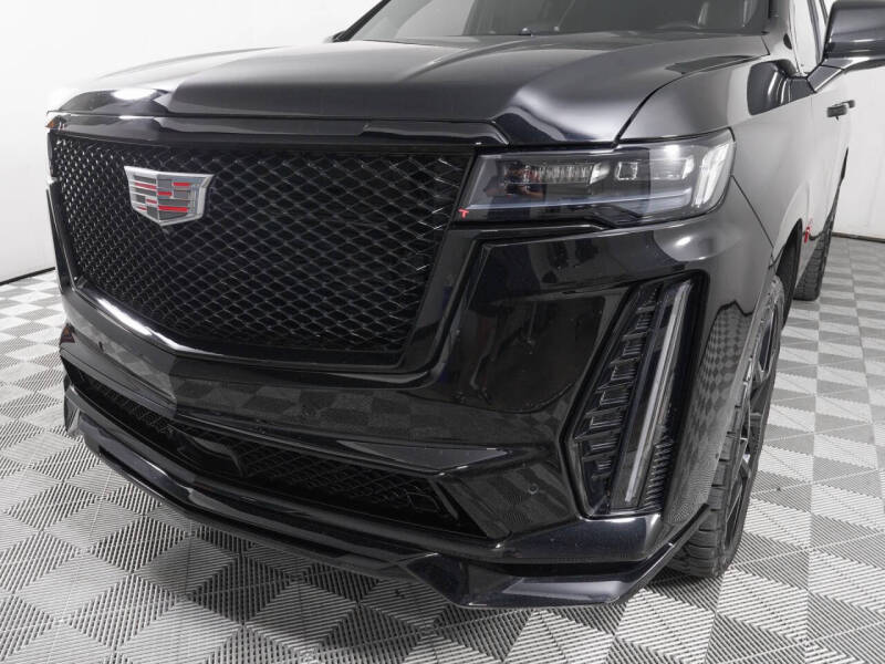 2023 Cadillac Escalade-V