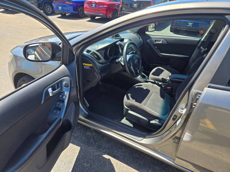 2012 Kia Forte5 SX