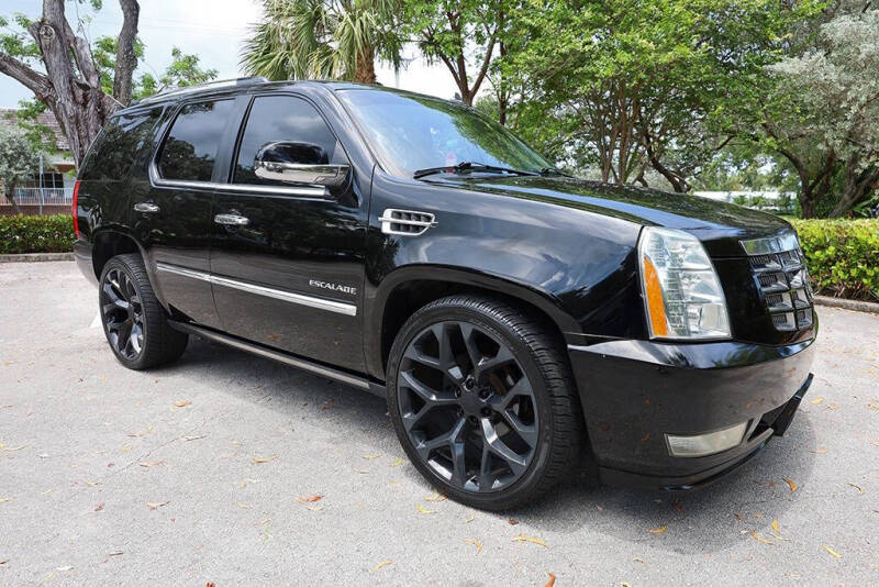 2011 Cadillac Escalade Premium