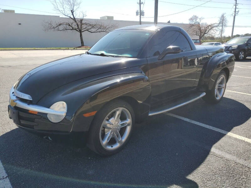 2004 Chevrolet SSR LS