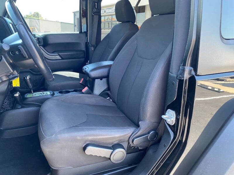 2017 Jeep Wrangler Sport