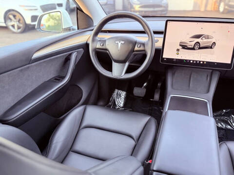 2023 Tesla Model Y Long Range