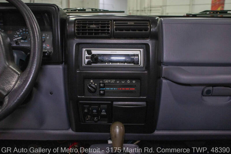 1998 Jeep Wrangler SE