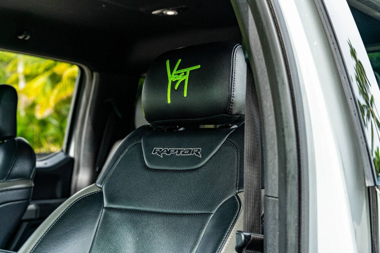 2017 FORD F-150 Pickup - $36,999