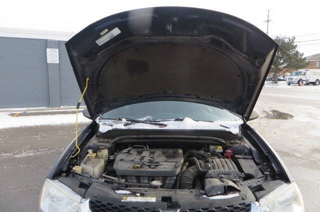 2013 Dodge Avenger SE