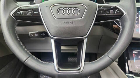 2024 Audi Q8 e-tron quattro Prestige