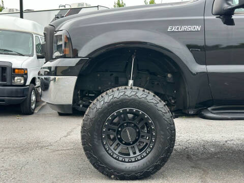 2005 Ford Excursion XLT