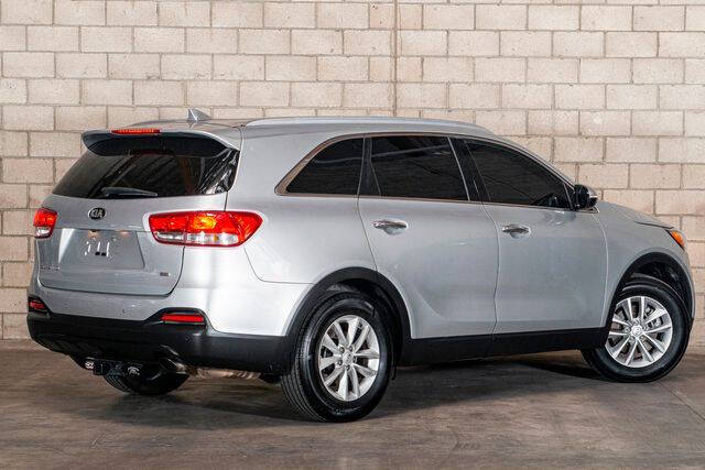 2018 Kia Sorento LX