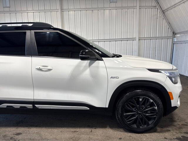 2022 Kia Seltos Nightfall