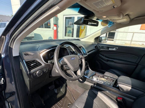 2019 Ford Edge Titanium
