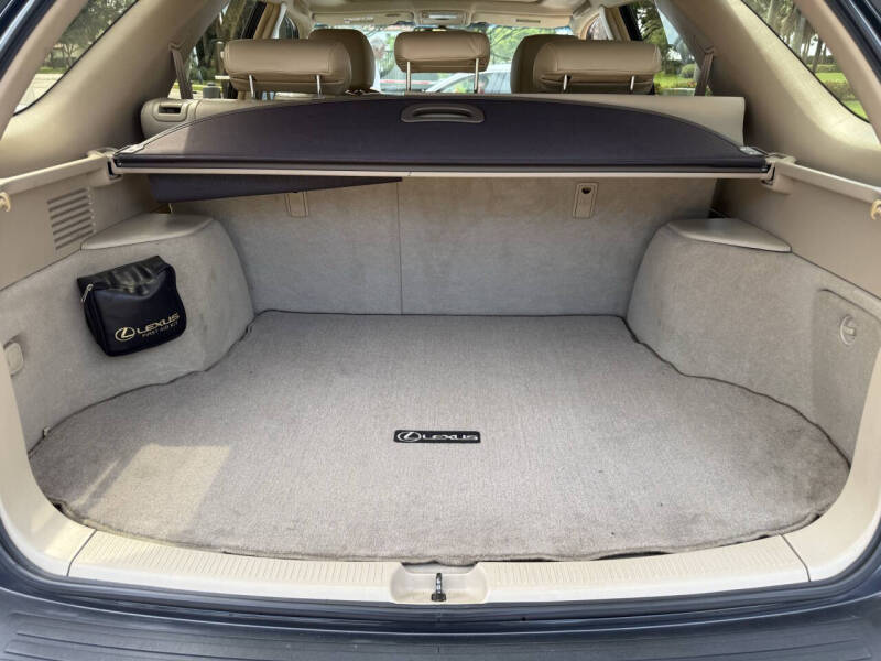 2002 Lexus RX 300