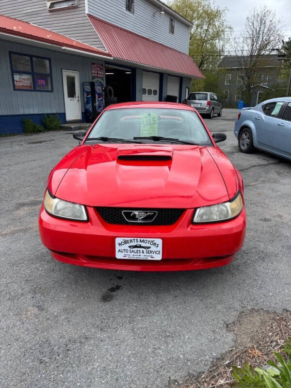 2000 Ford Mustang