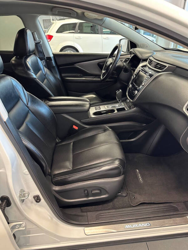 2022 Nissan Murano SL