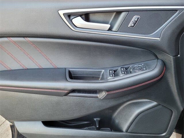 2022 Ford Edge ST-Line