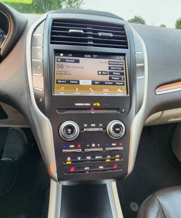 2019 Lincoln MKC Select