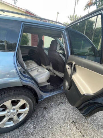 2011 Toyota RAV4 Limited