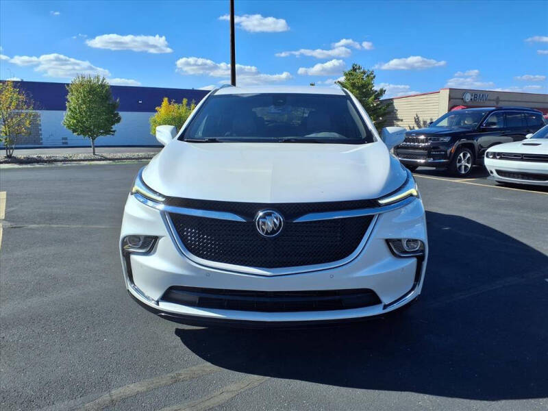 2023 Buick Enclave Essence