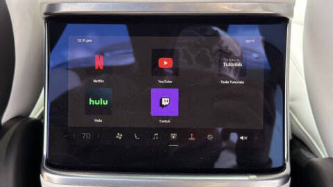 2023 Tesla Model X Standard Range