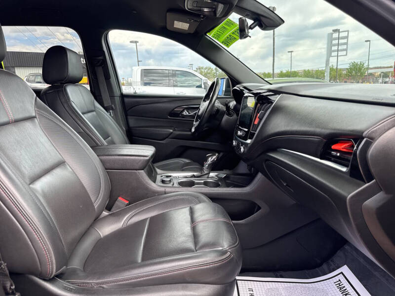 2022 Chevrolet Traverse RS