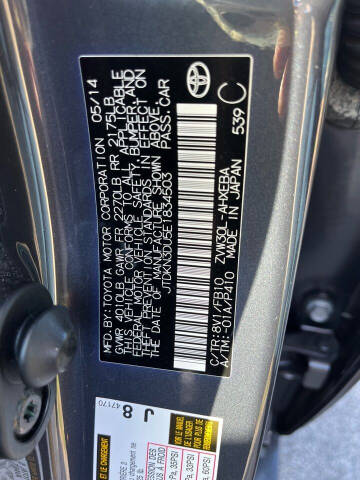 2014 Toyota Prius Five