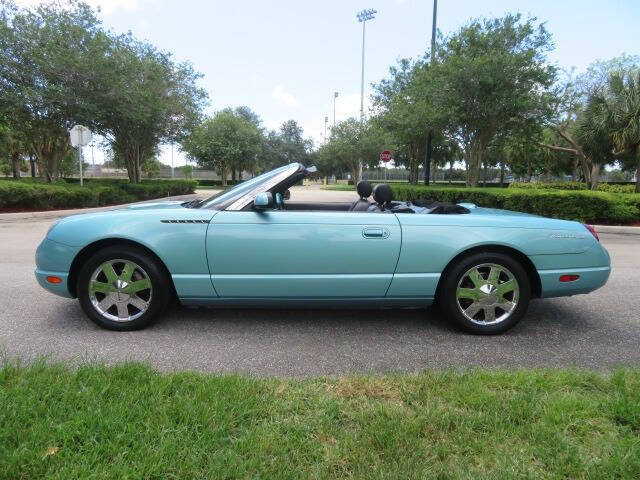 2002 Ford Thunderbird Deluxe