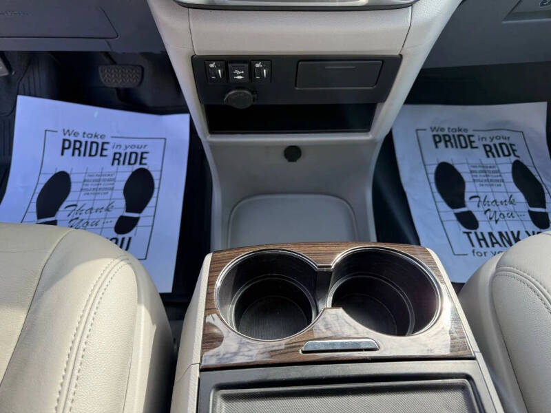 2019 Toyota Sienna XLE Premium 7-Passenger