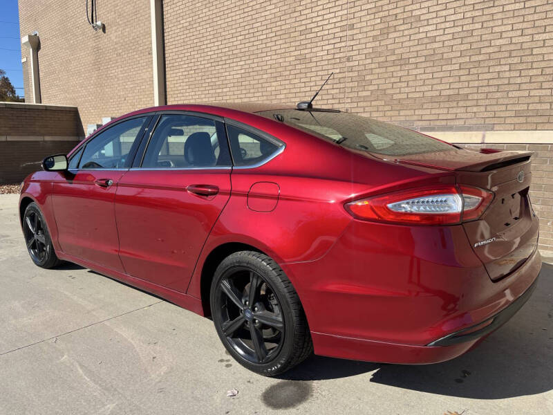 2016 Ford Fusion SE