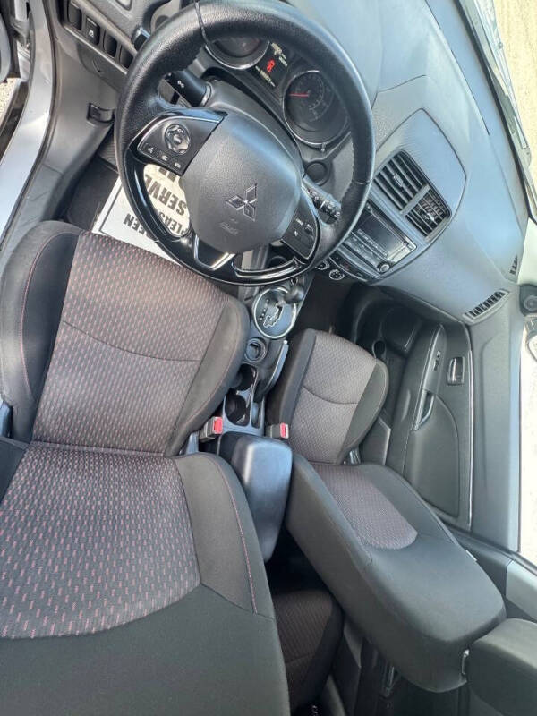 2017 Mitsubishi Outlander Sport ES