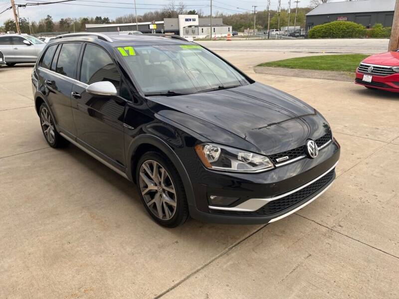 2017 Volkswagen Golf Alltrack for sale at Auto Import Specialist LLC in South Bend IN