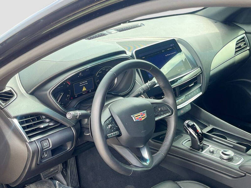 2024 Cadillac CT5 Luxury