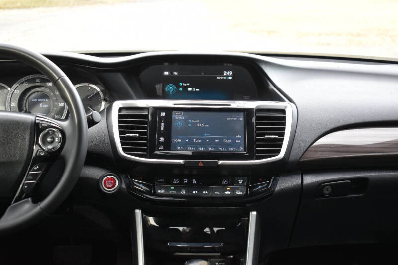 2017 Honda Accord EX-L V6 w/Navi w/Honda Sensing