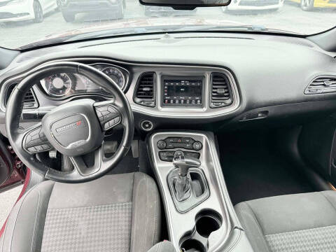 2020 Dodge Challenger SXT