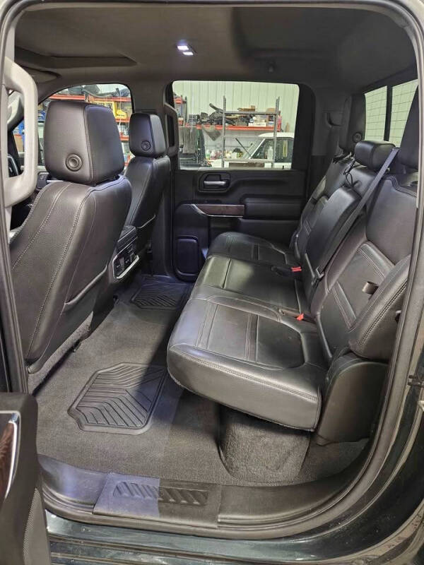 2023 GMC Sierra 2500HD Denali