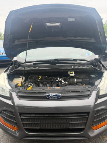 2015 Ford Escape S