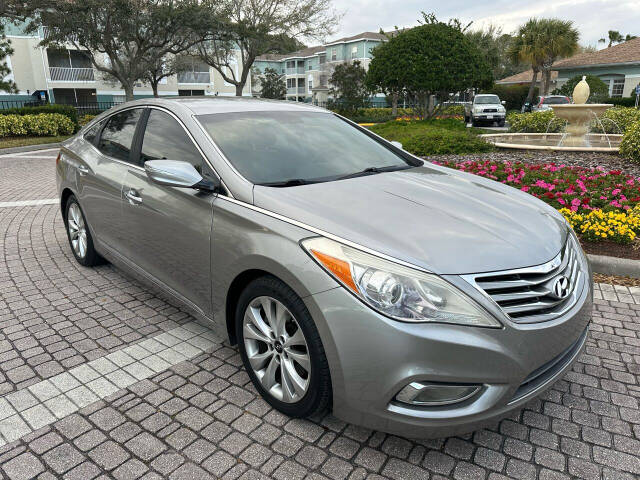 2014 Hyundai Azera for sale at Renown Automotive in Saint Petersburg, FL