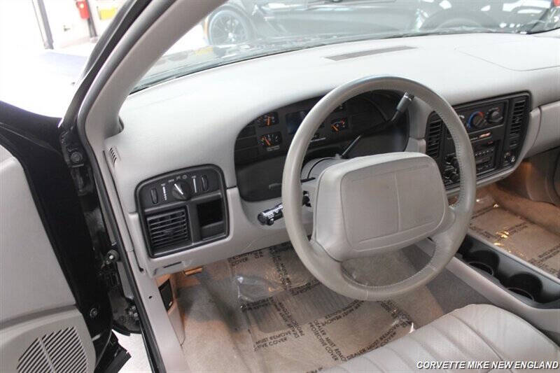 1994 Chevrolet Impala 32