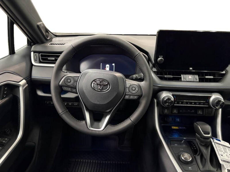 2025 Toyota RAV4 Hybrid XSE