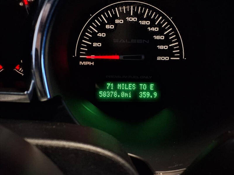 2005 Ford Mustang GT Premium