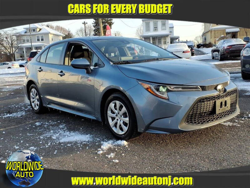 2020 Toyota Corolla LE's photo