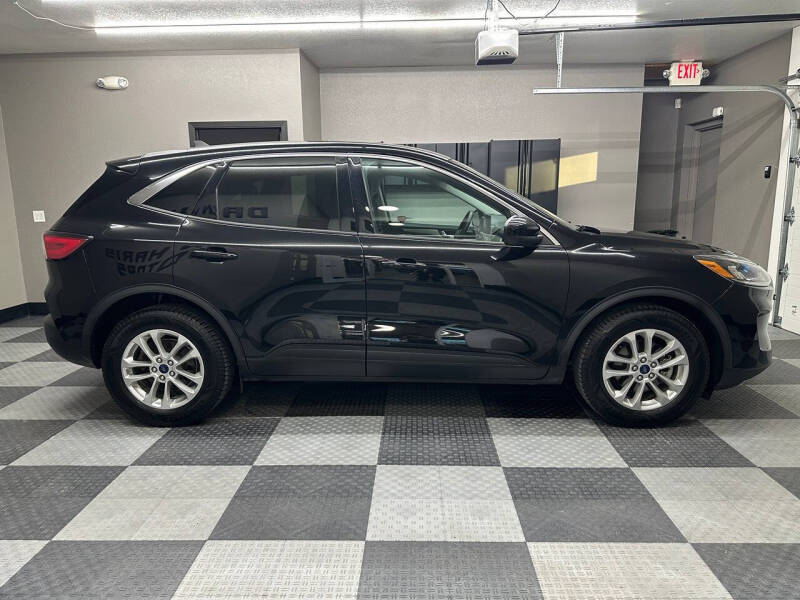 2021 Ford Escape Hybrid SE