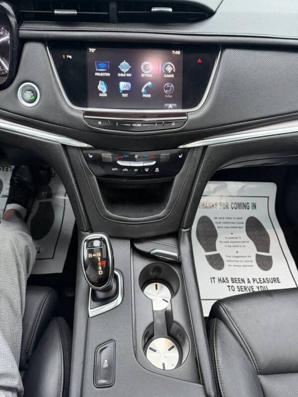2017 Cadillac XT5 Luxury