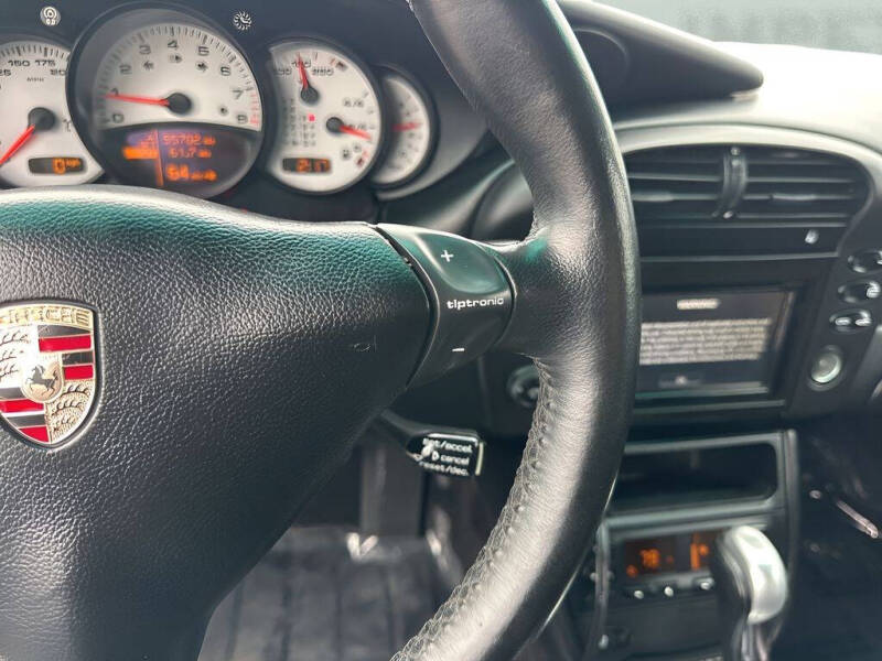 2004 Porsche 911 Carrera