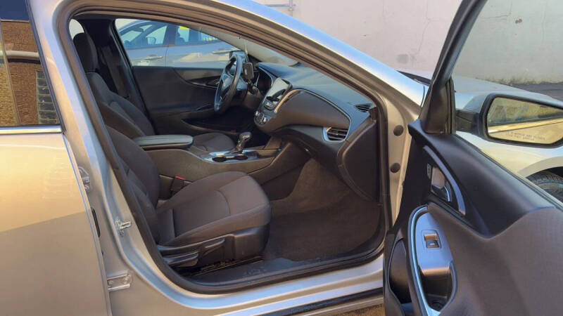 2022 Chevrolet Malibu LT