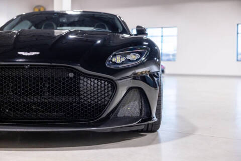 2022 Aston Martin DBS Superleggera