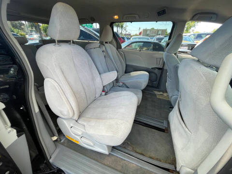 2013 Toyota Sienna