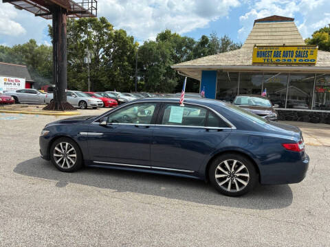 2017 Lincoln Continental Premiere